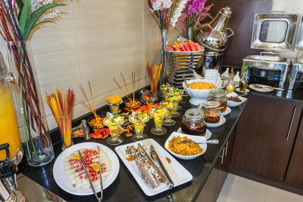 Myrtle Hotel Al Shohadaa Рияд Екстериор снимка