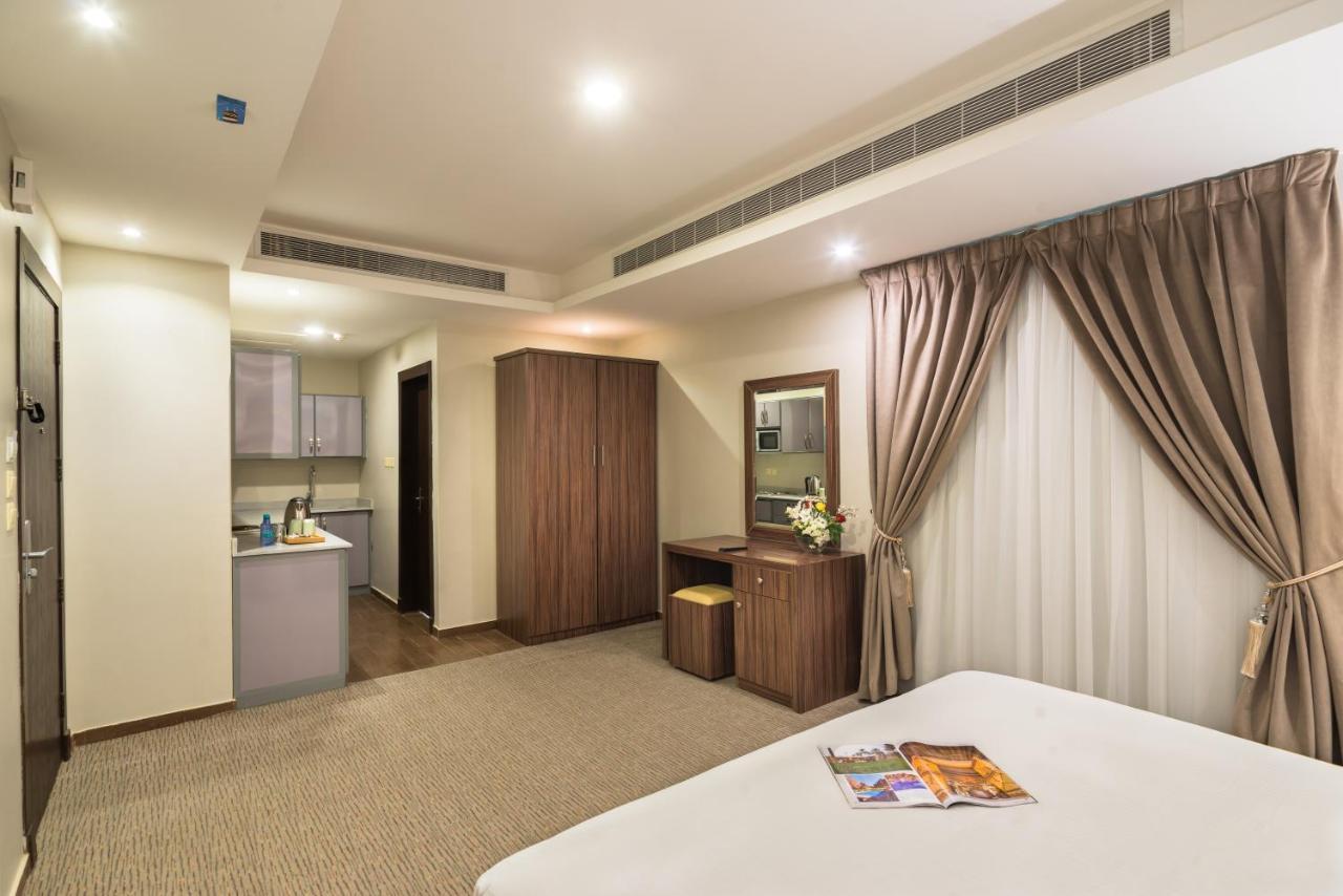 Myrtle Hotel Al Shohadaa Рияд Екстериор снимка