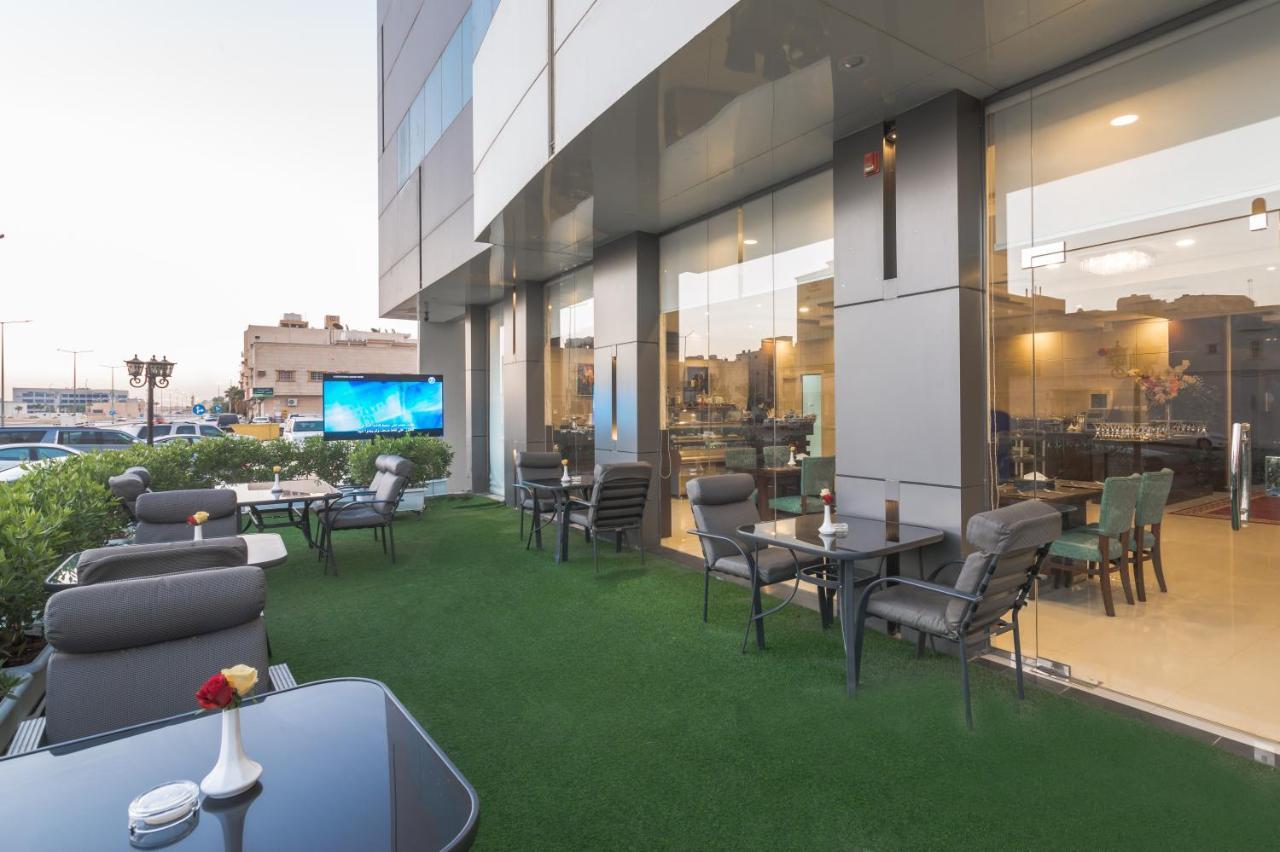 Myrtle Hotel Al Shohadaa Рияд Екстериор снимка