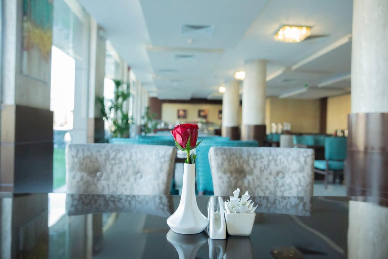 Myrtle Hotel Al Shohadaa Рияд Екстериор снимка